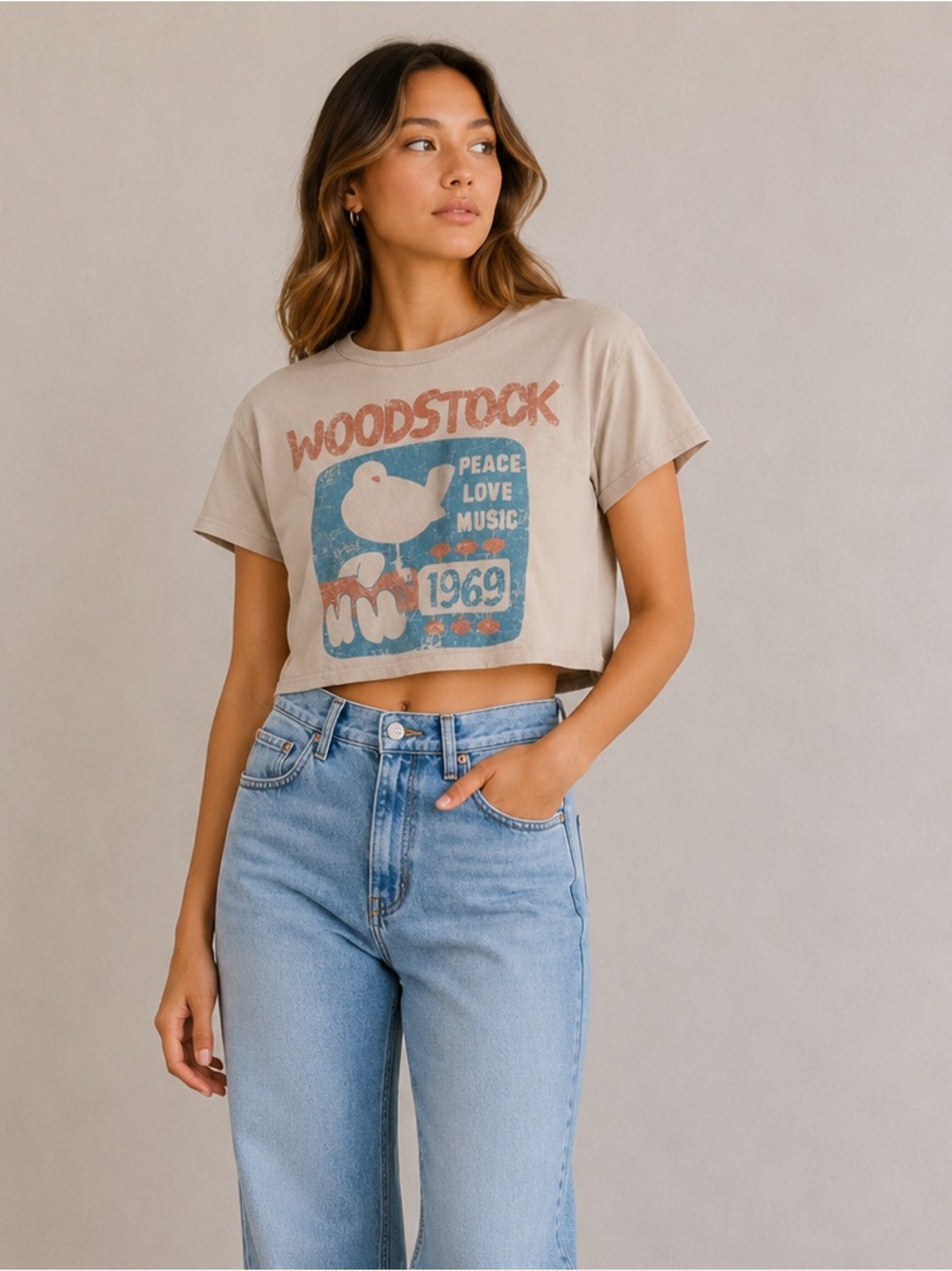 Woodstock Cropped Graphic Tan Cropped Tee-Vintage Inspired-sz Small!